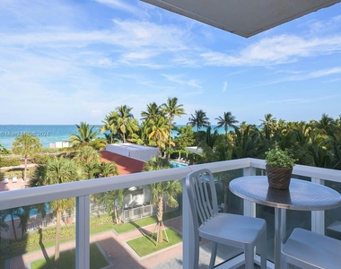 2457 Collins Ave - Photo Thumbnail 0