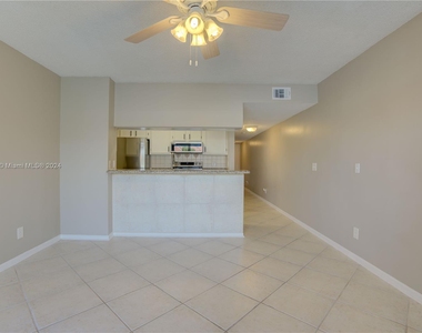 162 Cypress Point Dr - Photo Thumbnail 11