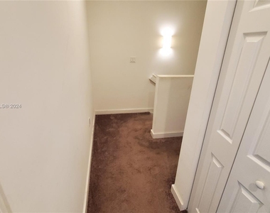 1330 Crystal Way - Photo Thumbnail 8