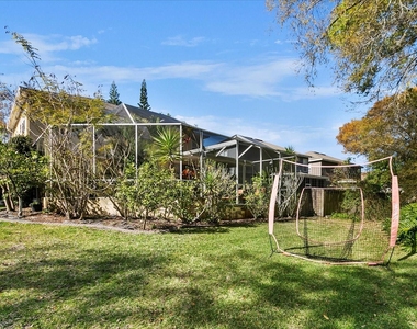 11115 Avery Oaks Drive - Photo Thumbnail 2