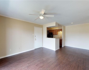 904 University Oaks Boulevard - Photo Thumbnail 4