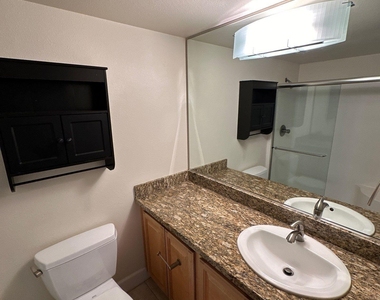 450 N Arlington #909 - Photo Thumbnail 9