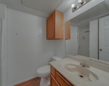 9815 Walnut Street - Photo Thumbnail 16