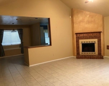 2322 Pebbledowne Circle - Photo Thumbnail 3