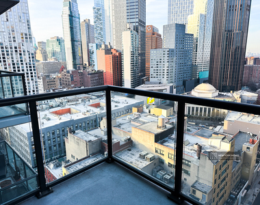 No Fee| Room W/Balcony | Downtown Brooklyn - Photo Thumbnail 1