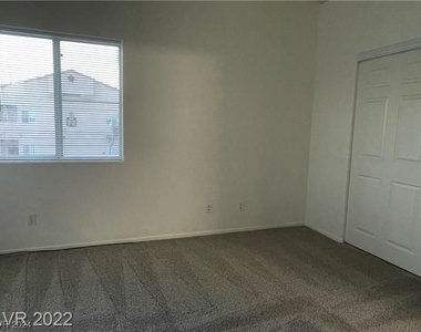 5225 W Reno Avenue - Photo Thumbnail 8