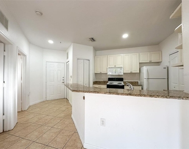 6149 Metrowest Boulevard - Photo Thumbnail 5