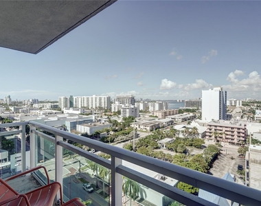 6917 Collins Ave - Photo Thumbnail 14