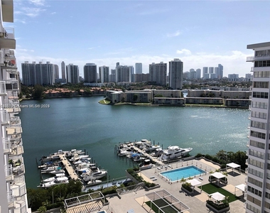 18051 Biscayne Blvd - Photo Thumbnail 13