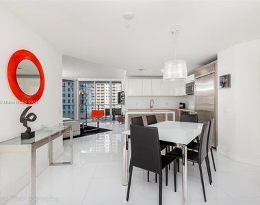 1300 Brickell Bay Dr - Photo Thumbnail 0