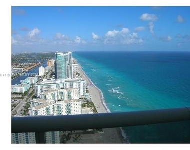 1830 S Ocean Dr - Photo Thumbnail 10