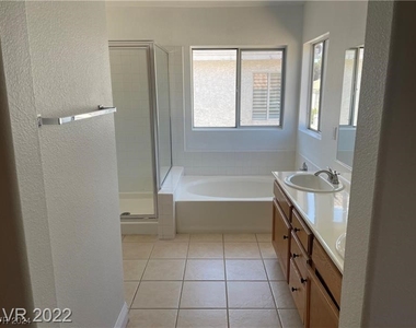 3465 Western Sunset Court - Photo Thumbnail 7