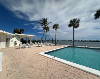 2600 N Flagler Drive - Photo Thumbnail 15