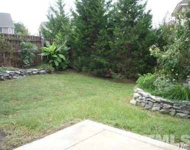 132 Occidental Drive - Photo Thumbnail 7