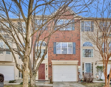 6308 Gray Sea Way Ne - Photo Thumbnail 0