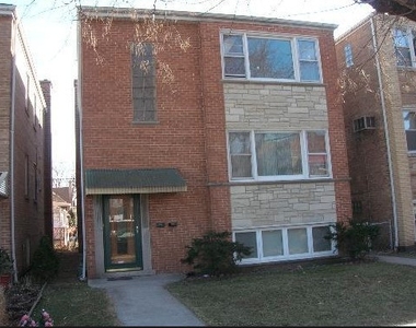 5917 W Addison Street - Photo Thumbnail 0