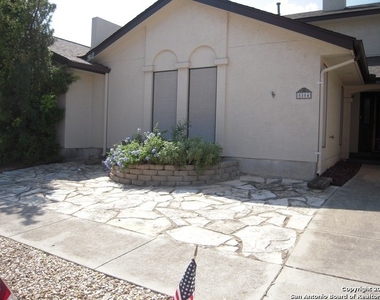 5804 Grandwood Dr - Photo Thumbnail 1