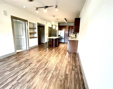 2910 Milam Street - Photo Thumbnail 10