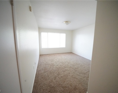 5710 E Tropicana Avenue - Photo Thumbnail 22