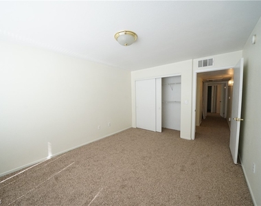 5710 E Tropicana Avenue - Photo Thumbnail 15