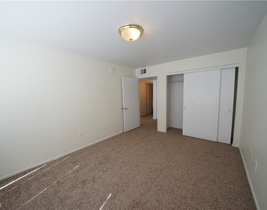 5710 E Tropicana Avenue - Photo Thumbnail 17