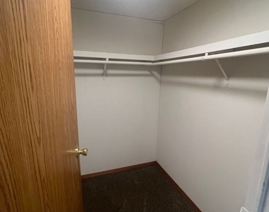 4139 Arden Ave Unit 2 - Photo Thumbnail 15