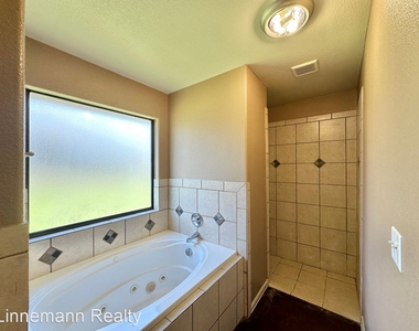 4709 Ram Horn Court - Photo Thumbnail 15