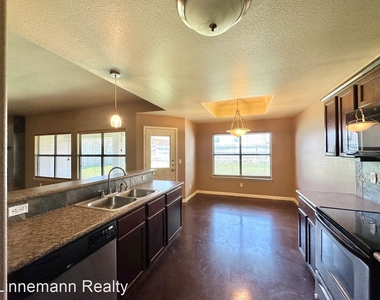 4709 Ram Horn Court - Photo Thumbnail 9