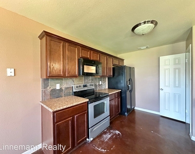 4709 Ram Horn Court - Photo Thumbnail 7