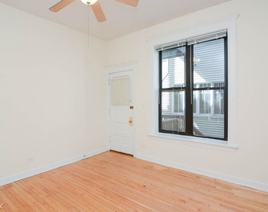 2134 W. Concord Place, Unit R-4 - Photo Thumbnail 5