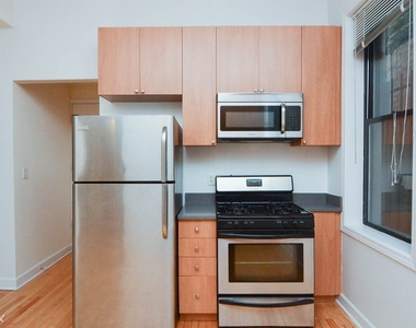 2134 W. Concord Place, Unit R-4 - Photo Thumbnail 1