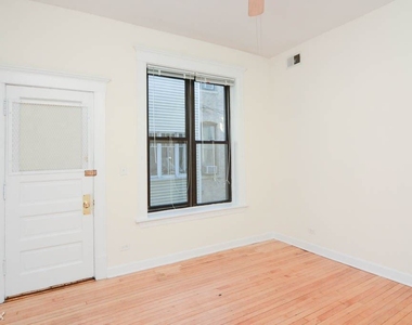 2134 W. Concord Place, Unit R-4 - Photo Thumbnail 6