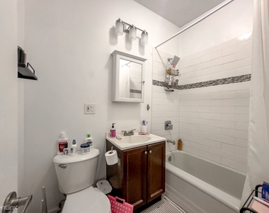 2905 N. Mildred, Unit 7 - Photo Thumbnail 8