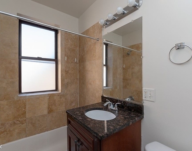 3323 N. Lakewood, Unit 5 - Photo Thumbnail 15