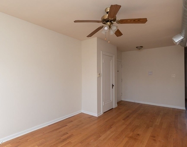 3323 N. Lakewood, Unit 5 - Photo Thumbnail 9