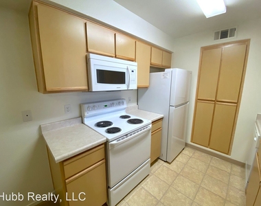 6850 Sharlands Avenue E2024 - Photo Thumbnail 11