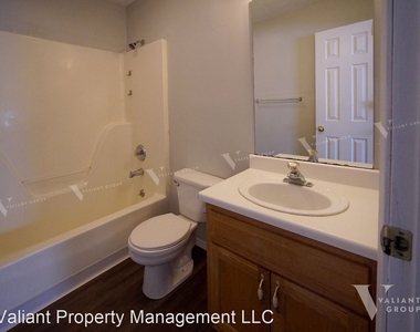 4061 W Lombard St - Photo Thumbnail 13