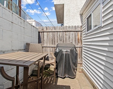 1112 E Wilt St - Photo Thumbnail 35