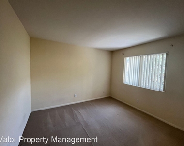 2989 West Canyon Avenue - Photo Thumbnail 22