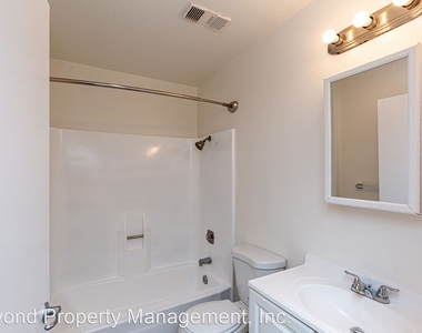 1624 Presioca St. Unit 28 - Photo Thumbnail 8