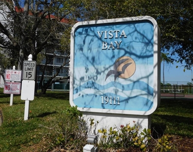 19111 Vista Bay Drive - Photo Thumbnail 9