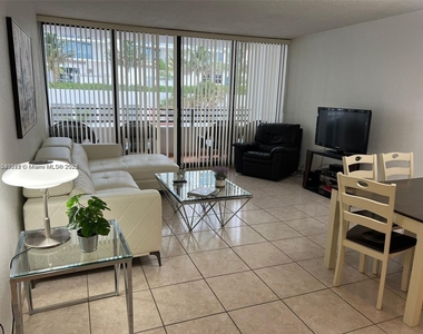 3505 S Ocean Dr - Photo Thumbnail 6