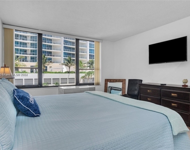 3505 S Ocean Dr - Photo Thumbnail 10