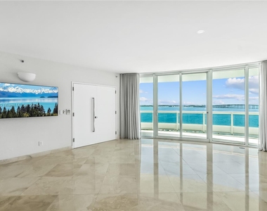 1643 Brickell Ave - Photo Thumbnail 5