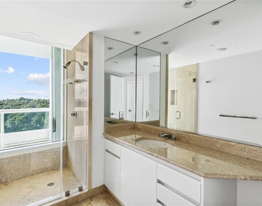 1643 Brickell Ave - Photo Thumbnail 21