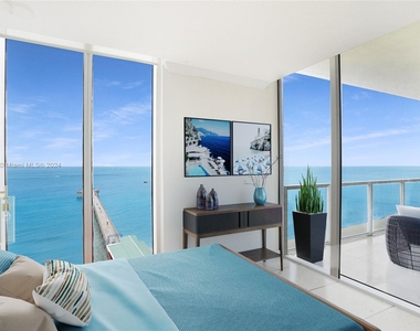 16699 Collins Ave Avail June 3rd - Photo Thumbnail 6