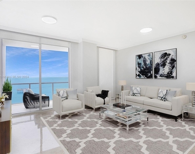 16699 Collins Ave Avail June 3rd - Photo Thumbnail 7