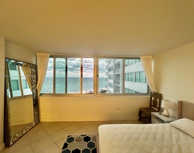 7135 Collins Ave - Photo Thumbnail 28