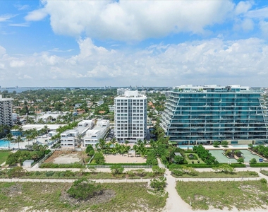 9341 Collins Ave - Photo Thumbnail 2