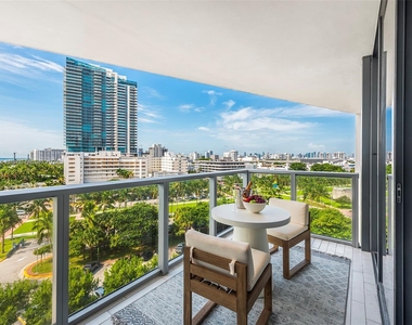 2201 Collins Ave - Photo Thumbnail 28